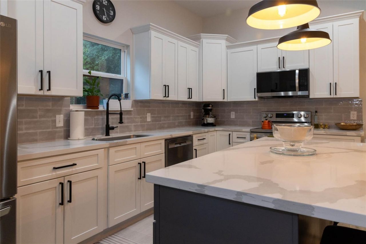 8031 NW 172nd Lane, Fanning Springs, FL 32693 Photo