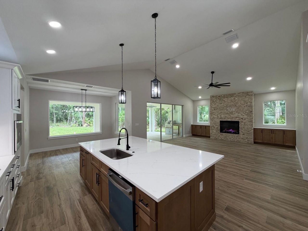 1602 Lake Harney , Geneva, FL 32732 Photo