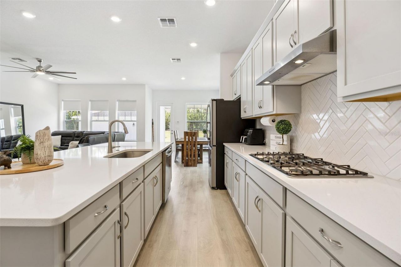 1108 Riverway Drive, Oakland, FL 34787 Photo