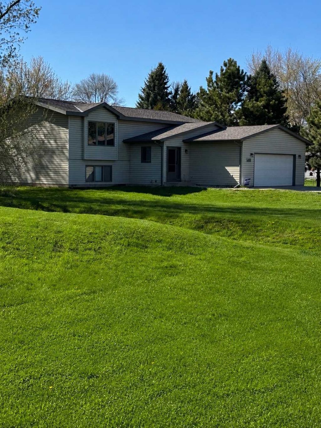 100 Vedders Avenue , Pease, MN 56363