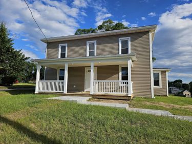 806 JUNIOR AVE, SHENANDOAH, VA 22849