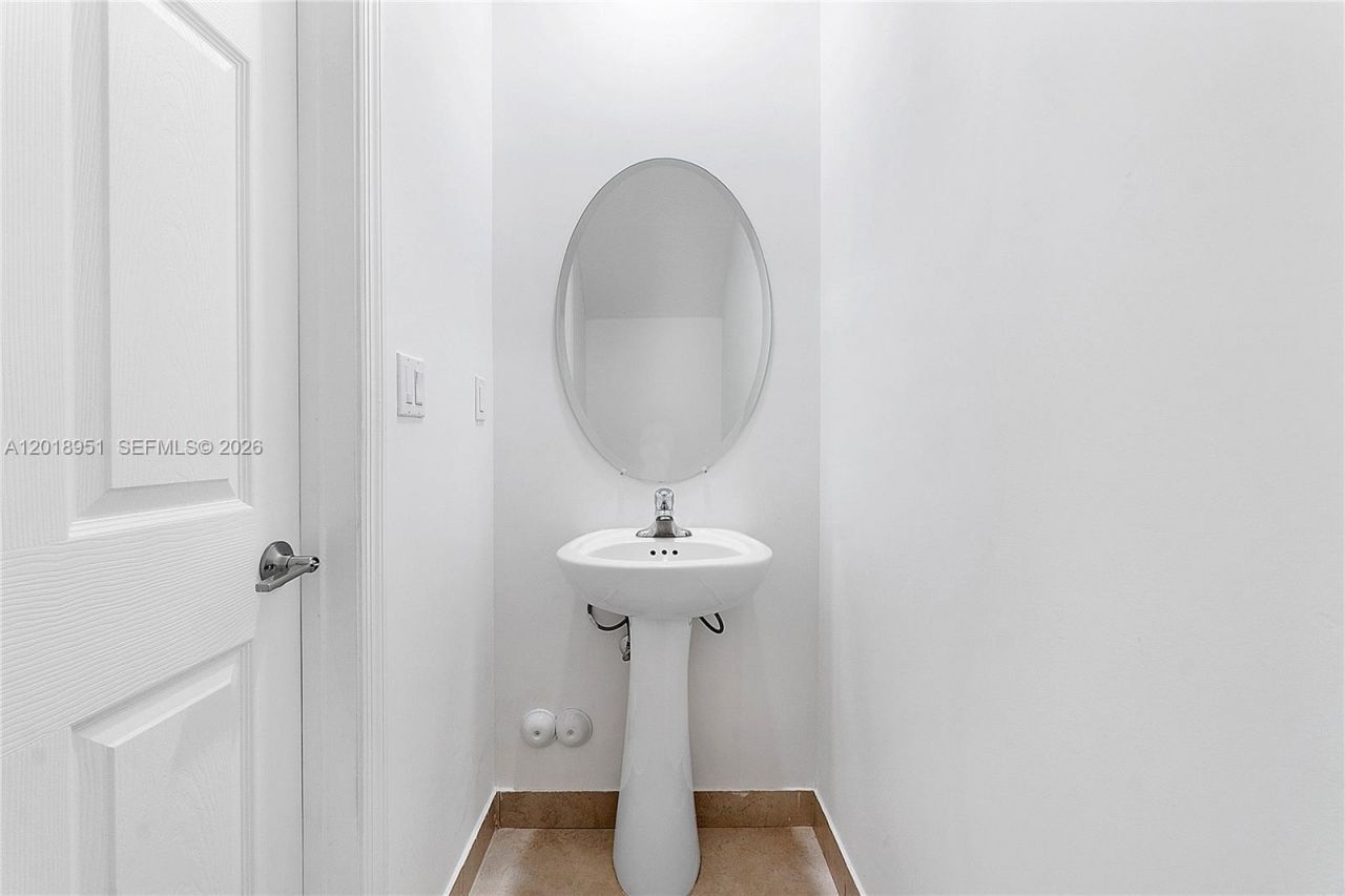 1541 SW 28th St , Unit 1541, Fort Lauderdale, FL 33315 Photo