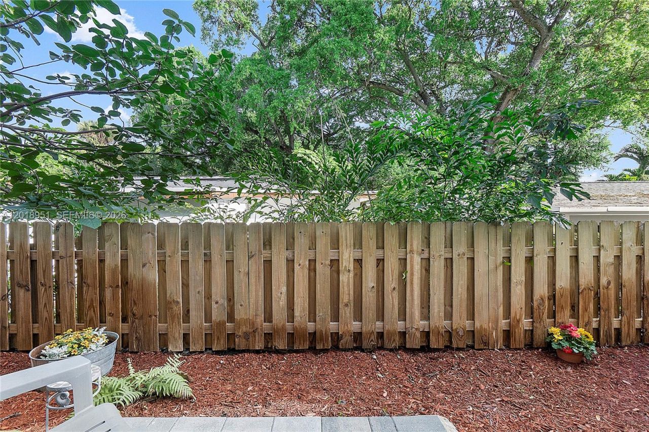 1541 SW 28th St , Unit 1541, Fort Lauderdale, FL 33315 Photo