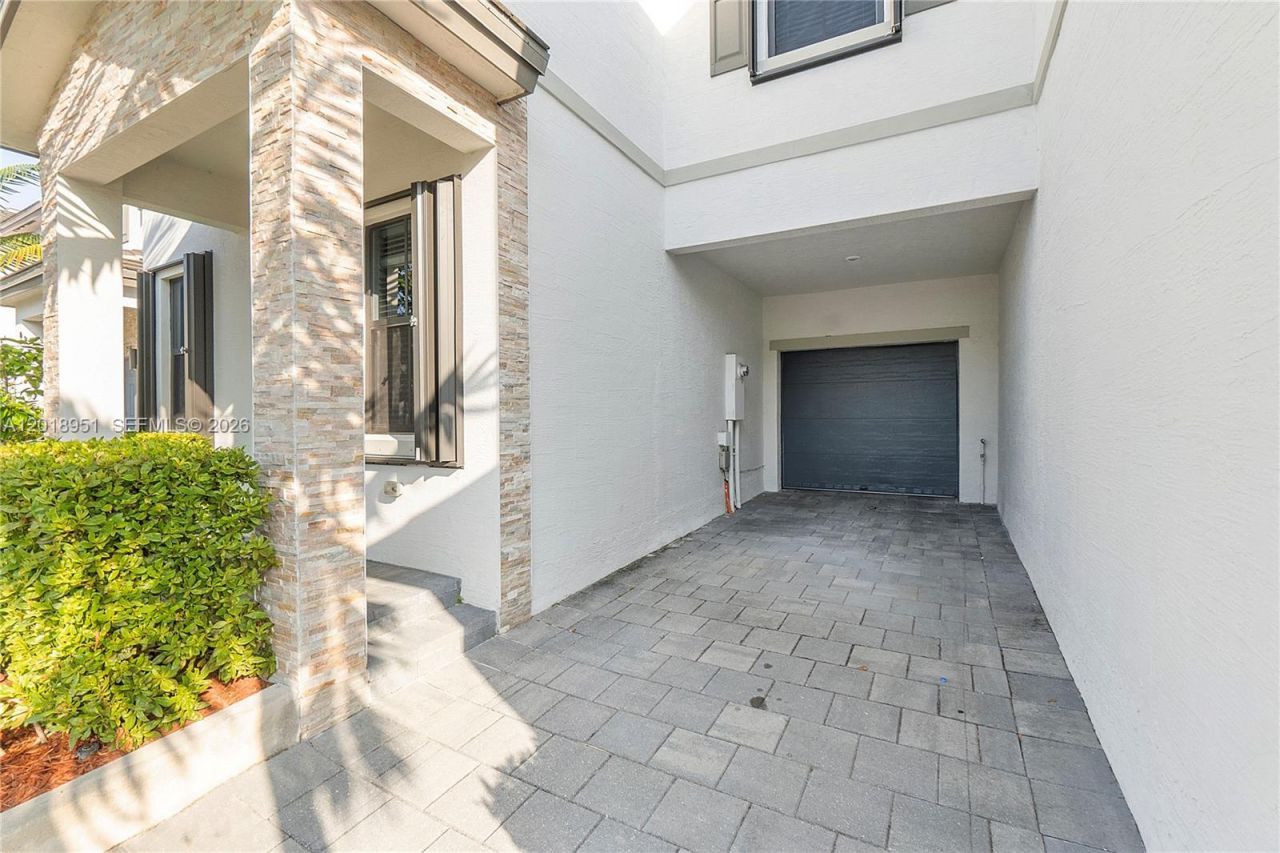 1541 SW 28th St , Unit 1541, Fort Lauderdale, FL 33315 Photo