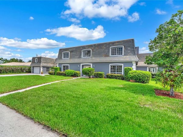 4440 NE 23rd Ave , Lighthouse Point, FL 33064
