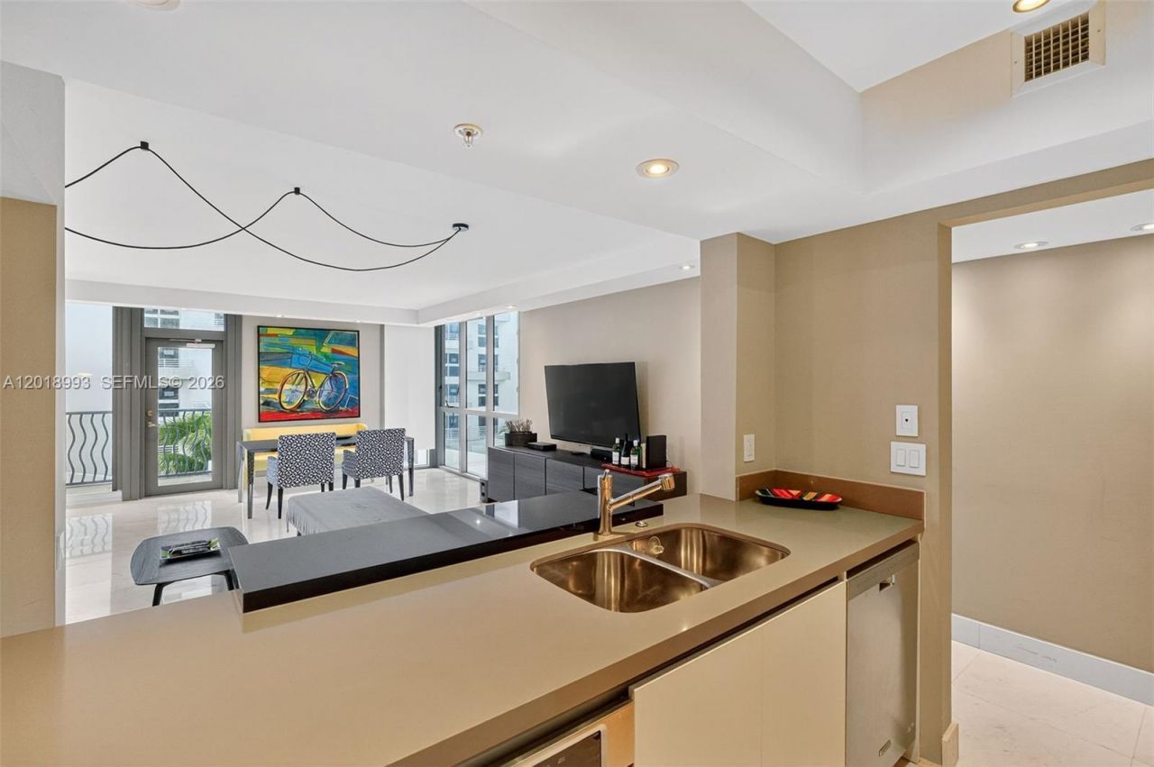 1500 Ocean Dr , Unit 507, Miami Beach, FL 33139 Photo