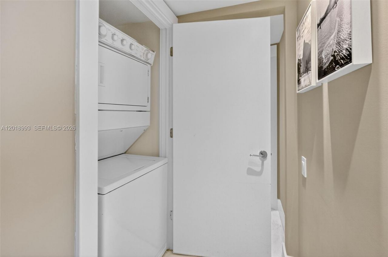 1500 Ocean Dr , Unit 507, Miami Beach, FL 33139 Photo