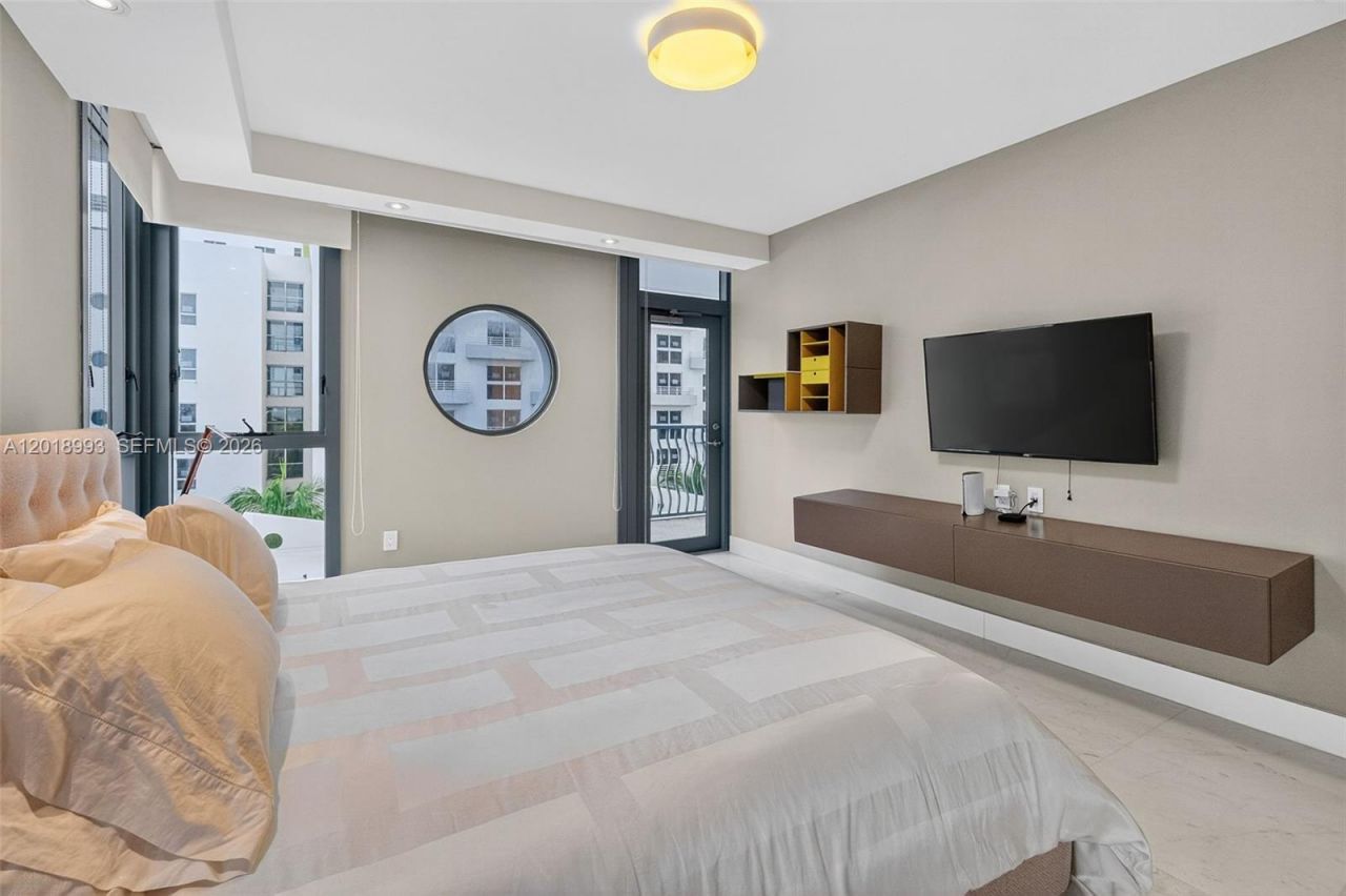 1500 Ocean Dr , Unit 507, Miami Beach, FL 33139 Photo