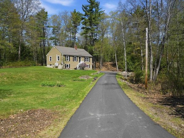8 Rosewood Drive, Bow, NH 03304