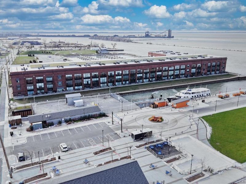 401 W Shoreline Drive, Unit 112, Sandusky, OH 44870 Photo 6