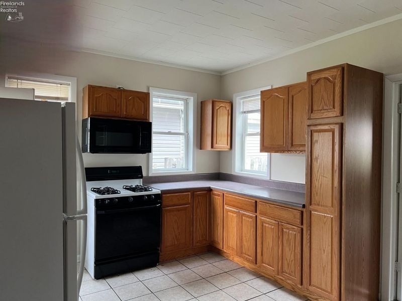 1406 Lindsley Street, Sandusky, OH 44870 Photo 4