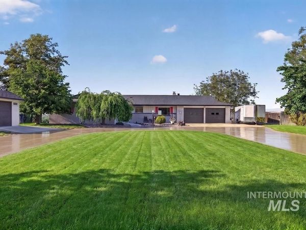 4230 E Chinden Blvd, Eagle, ID 83616