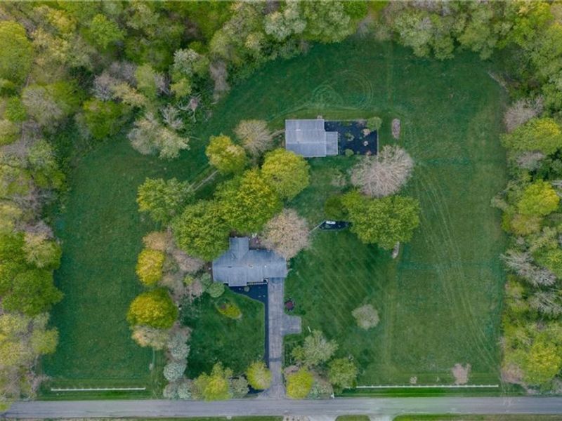 1416 Baird Avenue SE, Paris, OH 44669 Photo 6