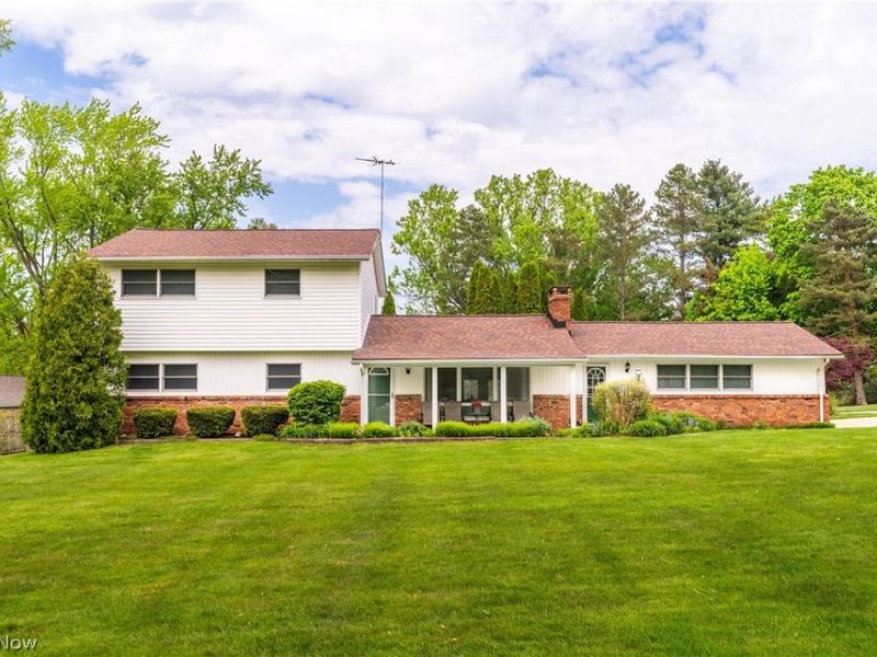 10548 Briar Hill Drive, Kirtland, OH 44094 Photo 1