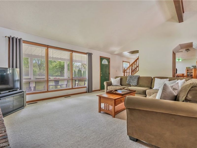 10548 Briar Hill Drive, Kirtland, OH 44094 Photo 21