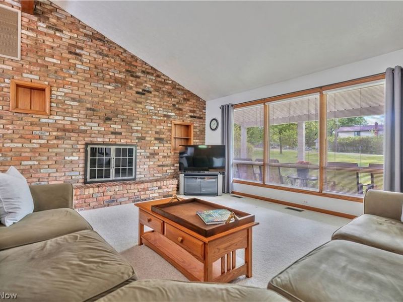 10548 Briar Hill Drive, Kirtland, OH 44094 Photo 23