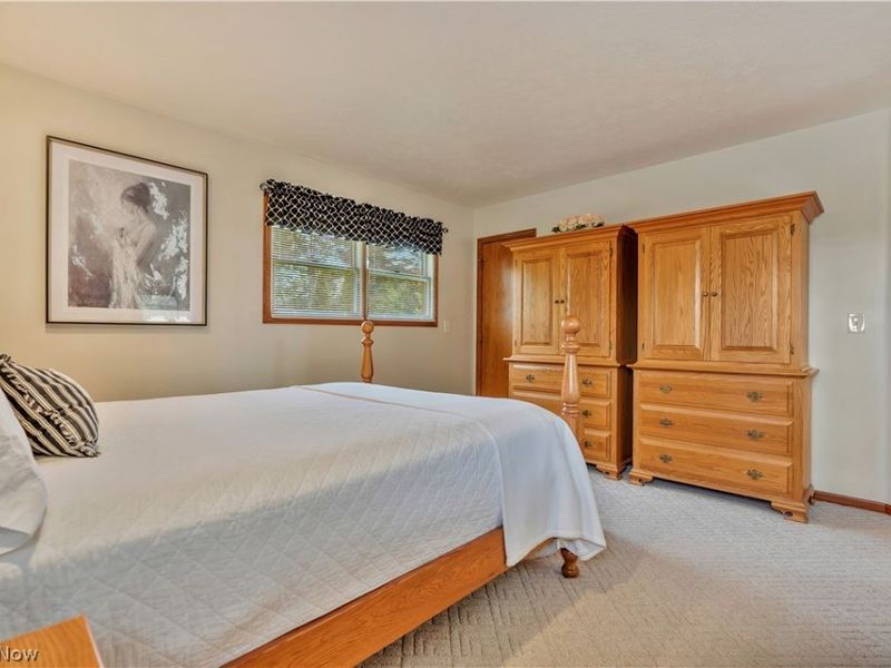 10548 Briar Hill Drive, Kirtland, OH 44094 Photo 27