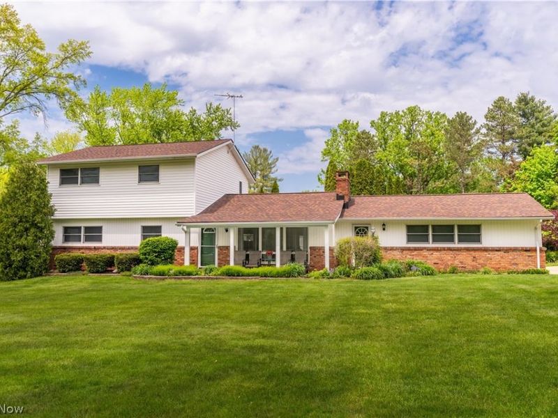 10548 Briar Hill Drive, Kirtland, OH 44094 Photo 37
