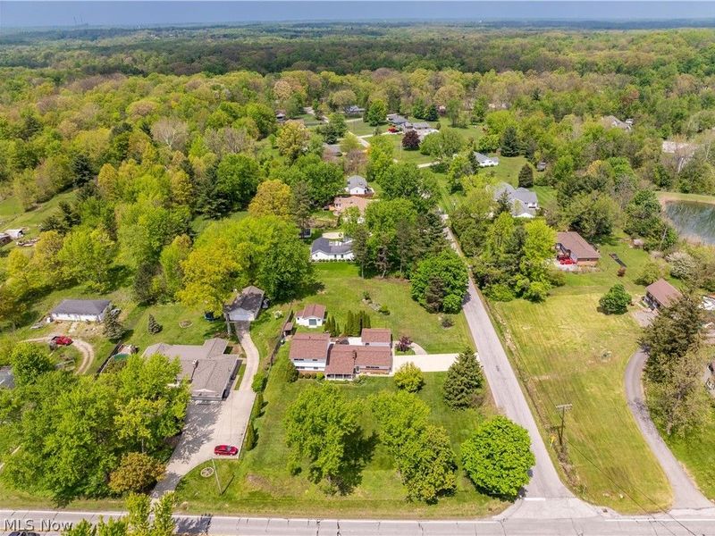 10548 Briar Hill Drive, Kirtland, OH 44094 Photo 40