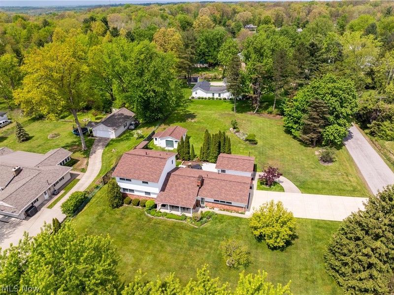 10548 Briar Hill Drive, Kirtland, OH 44094 Photo 42
