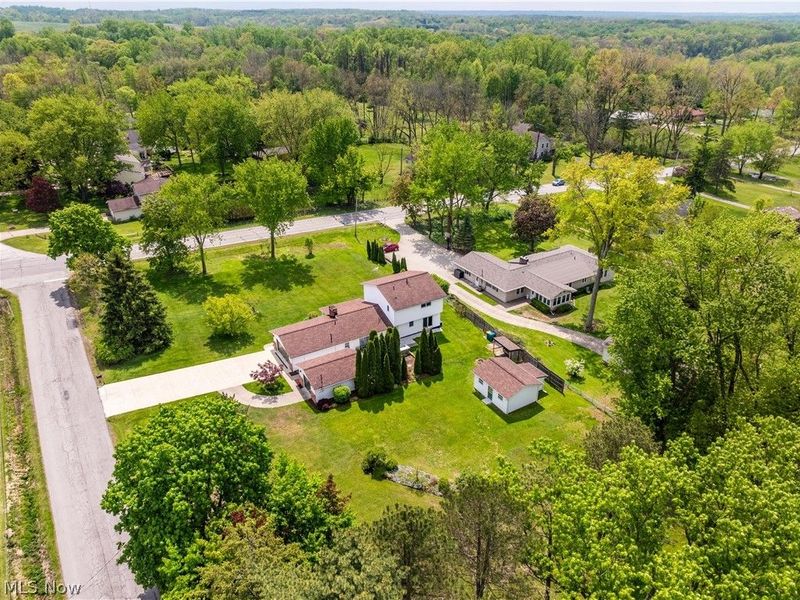 10548 Briar Hill Drive, Kirtland, OH 44094 Photo 44