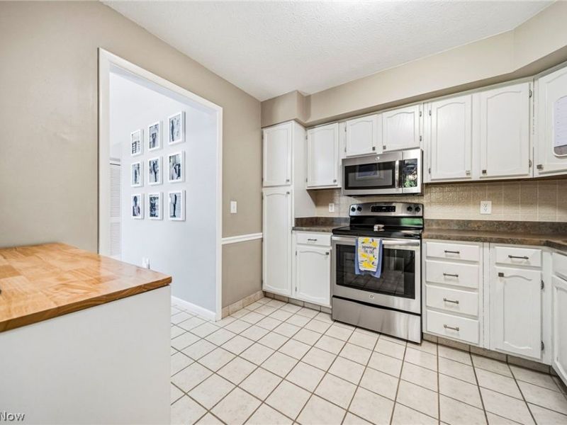636 Cherry Park Oval, Aurora, OH 44202 Photo 11
