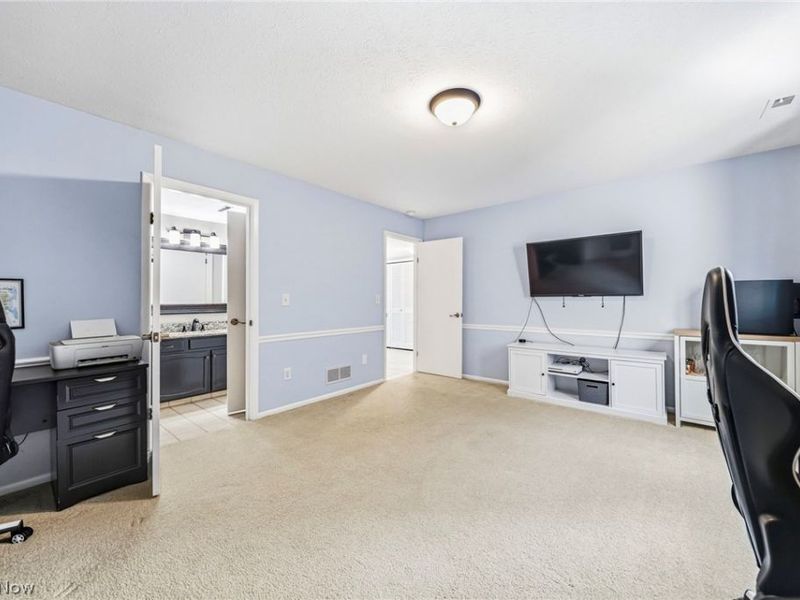 636 Cherry Park Oval, Aurora, OH 44202 Photo 14