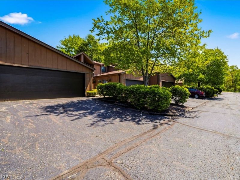 636 Cherry Park Oval, Aurora, OH 44202 Photo 25