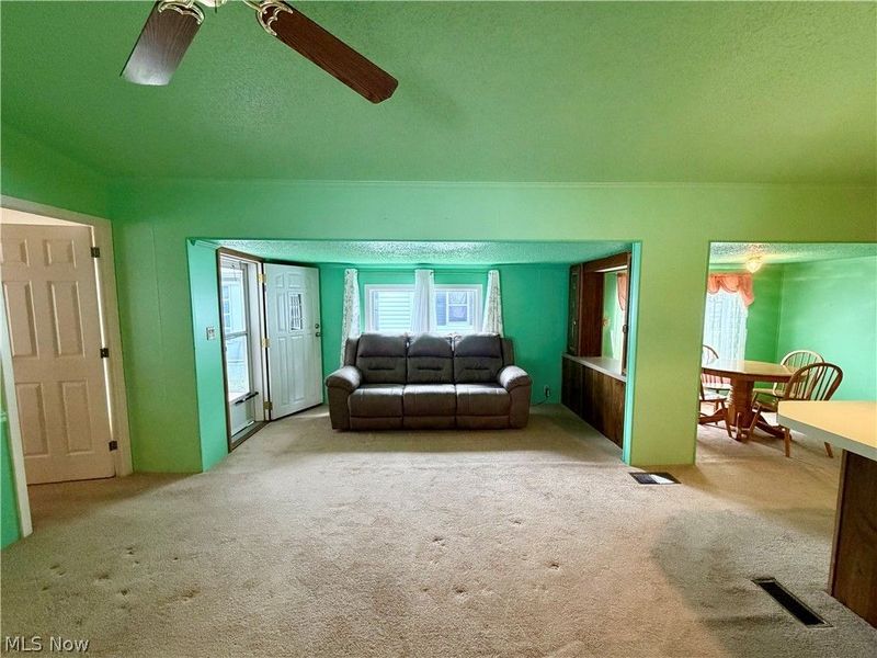 28 Wilpark Drive, Akron, OH 44312 Photo 8