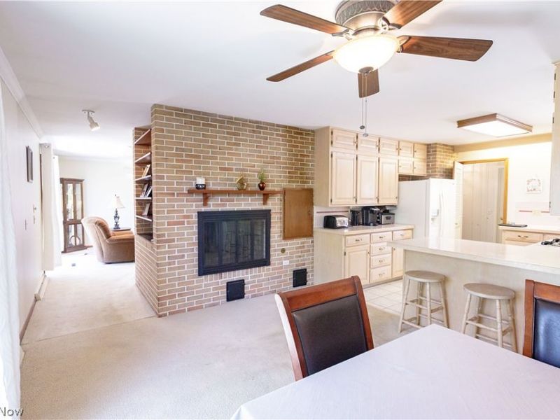 1009 Fair Oaks Avenue SW, North Canton, OH 44720 Photo 10