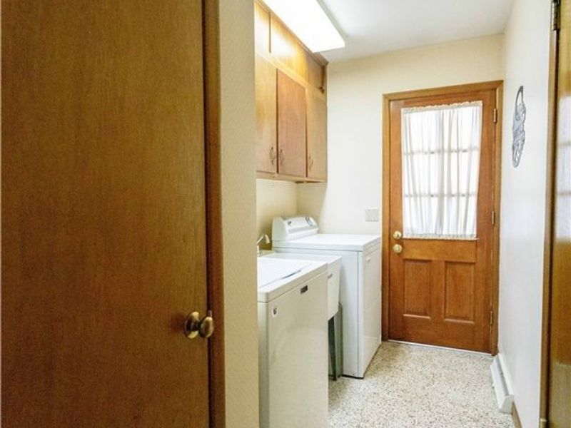 1009 Fair Oaks Avenue SW, North Canton, OH 44720 Photo 39