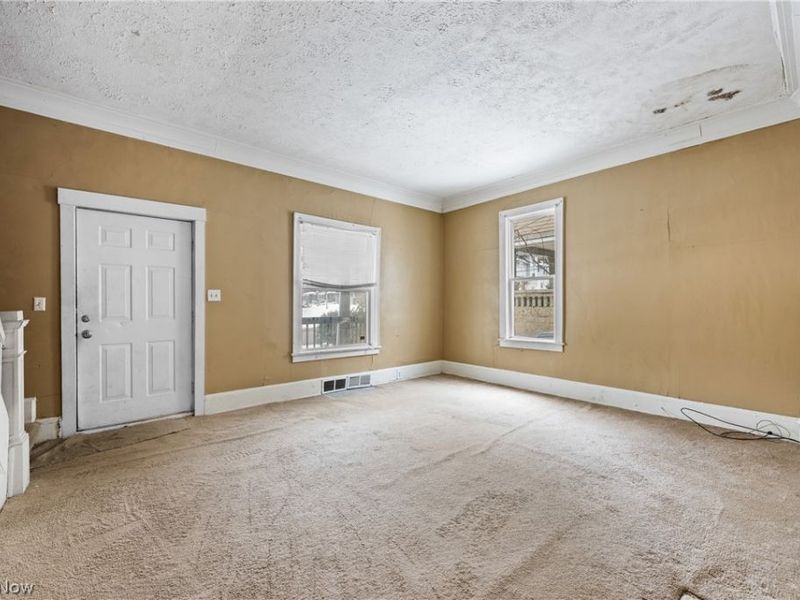124 Roswell Street, Akron, OH 44305 Photo 4