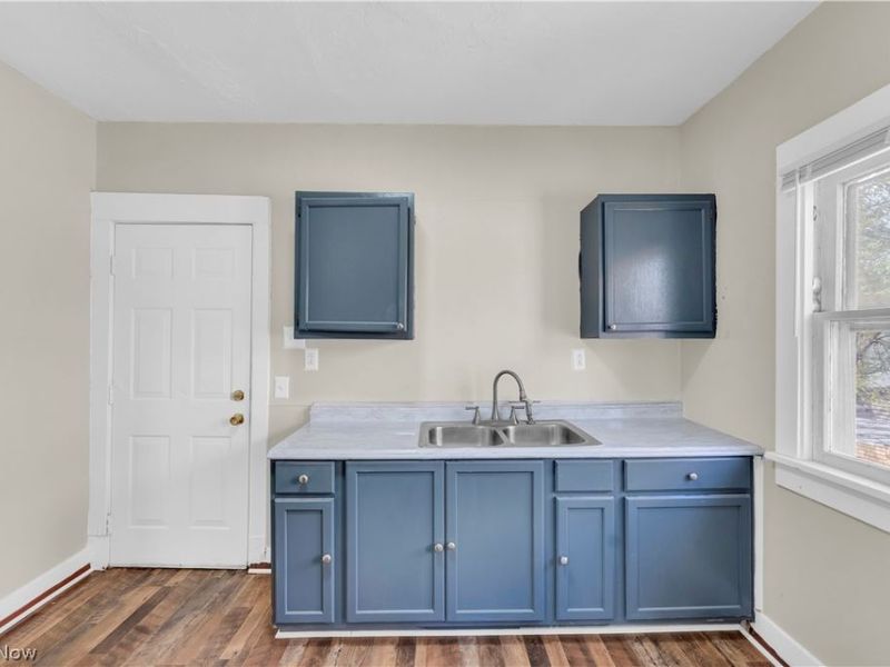 414 E 148th Street, Unit 2/UP, Cleveland, OH 44110 Photo 7
