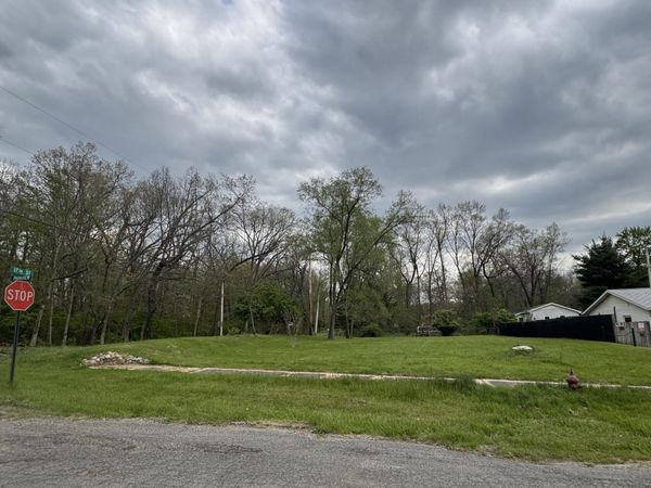 1660 Parkview Drive, Niles, MI 49120