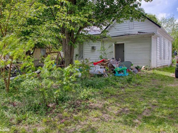 515 S 16th Street, Centerville, IA 52574