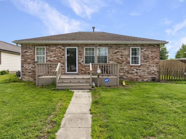 821 N East Street, Tipton, IN 46072
