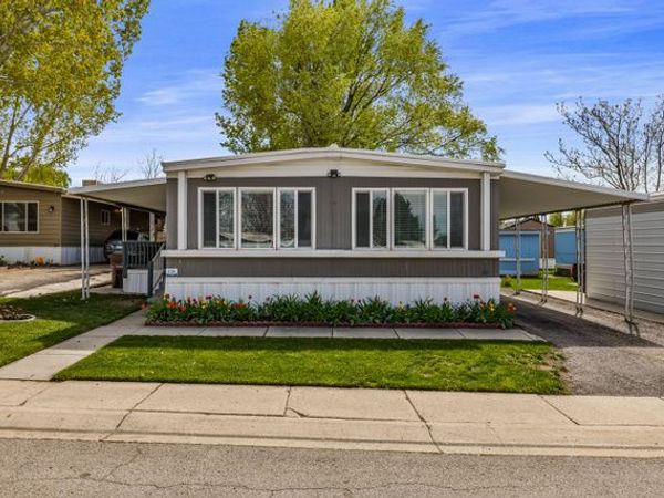 182 E NIMUE , Unit 134, North Salt Lake, UT 84054