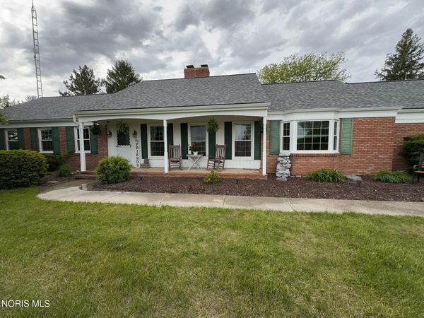 2312 State Rte 224 , McComb, OH 45858