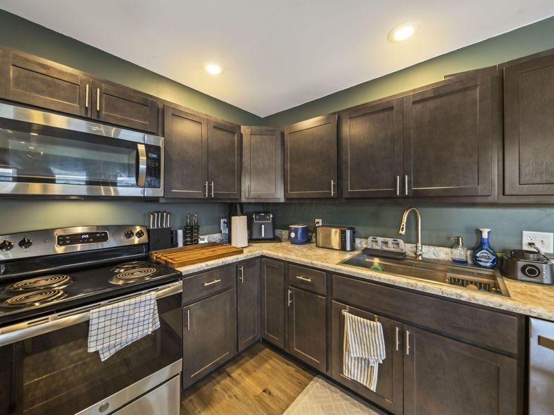 100 Hosack Street, Unit A, Columbus, OH 43207 Photo 18
