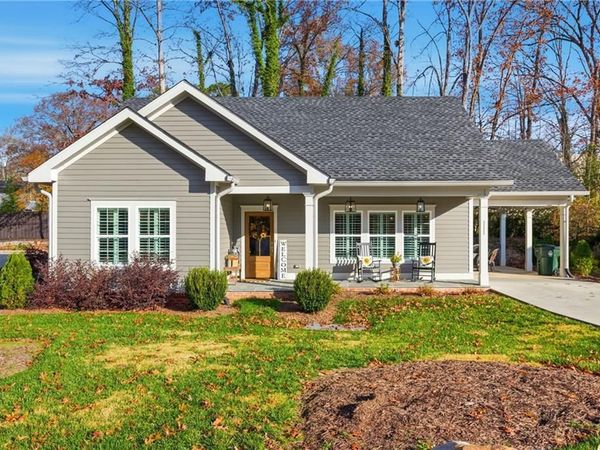 111 Smith Court , Clarkesville, GA 30523