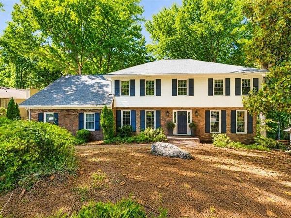 1820 Branch Valley Drive, Roswell, GA 30076