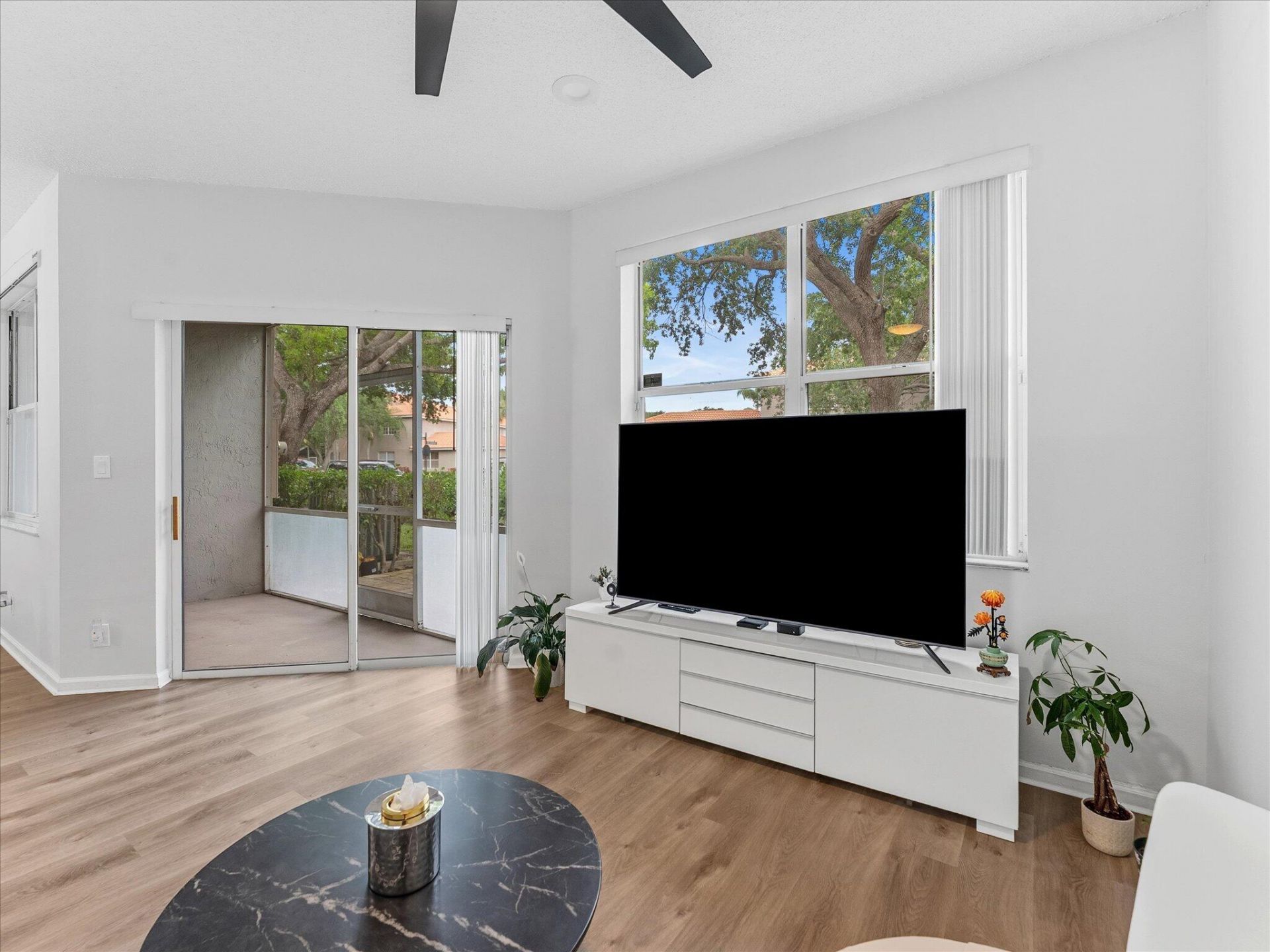 10240 VÃ­a Hibiscus, Unit 4, Boca Raton, FL 33428 Photo