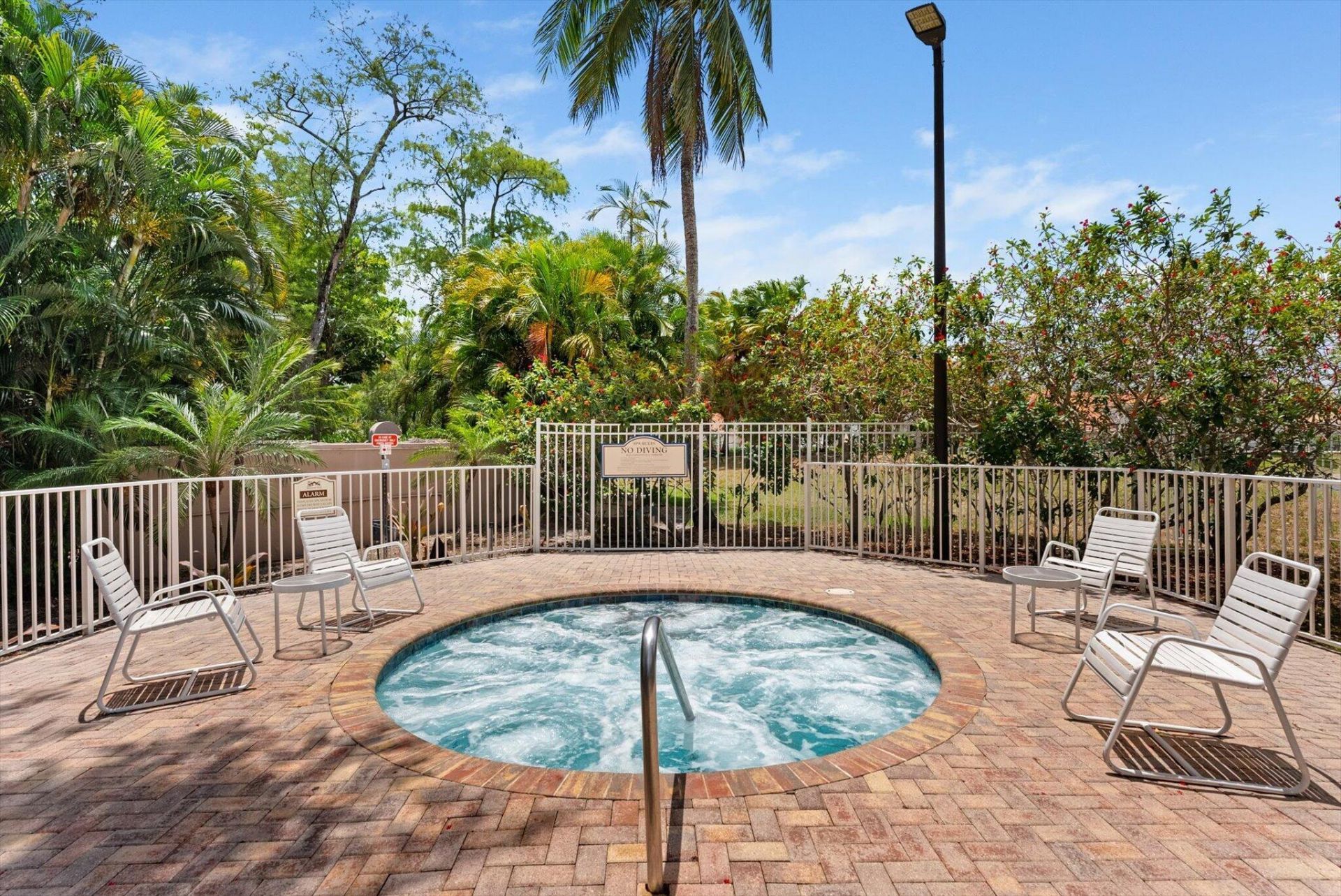 10240 VÃ­a Hibiscus, Unit 4, Boca Raton, FL 33428 Photo