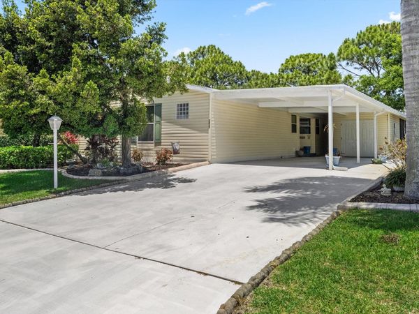 2832 Eagles Nest Way, Port St. Lucie, FL 34952