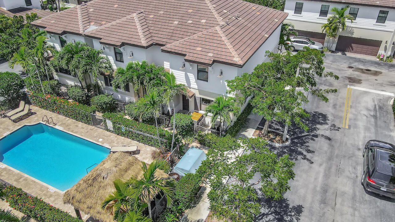 861 S Ocean Boulevard, Pompano Beach, FL 33062 Photo