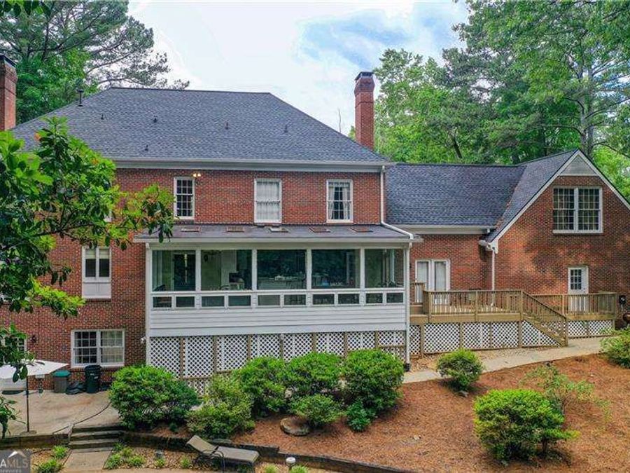 Property Image 6