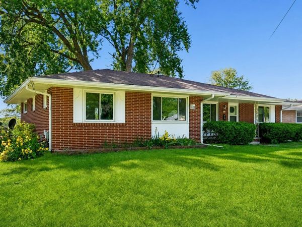 1620 63rd Street, Windsor Heights, IA 50324