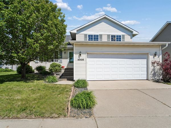 3005 SW Townpark Drive, Ankeny, IA 50023