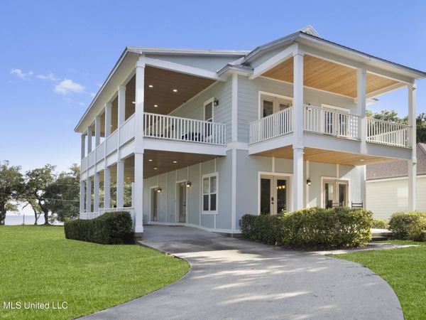 631 2nd Street, Gulfport, MS 39501