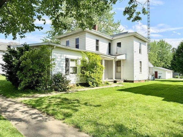 413 Woodlawn Ave, Bucyrus, OH 44820